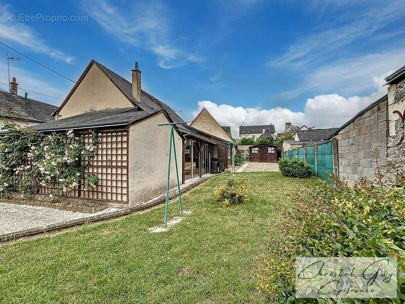 Maison à CHATEAU-DU-LOIR