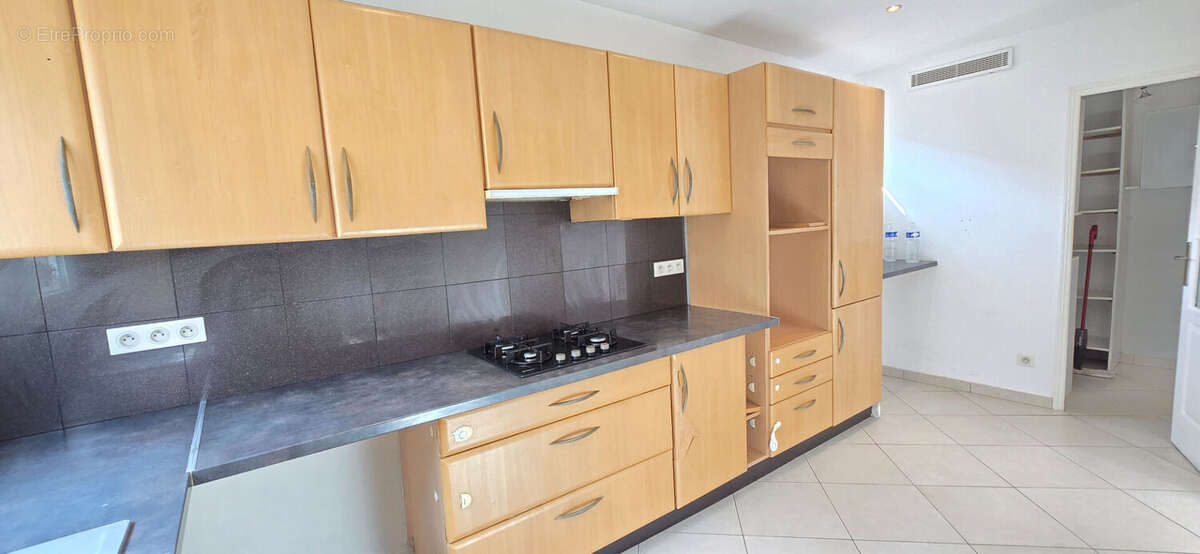 Appartement à VILLENEUVE-LOUBET