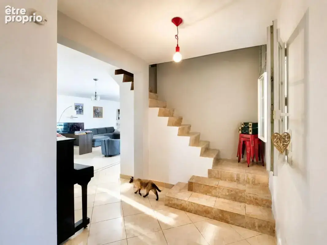 Maison de 8 pièces d'environ  210 m² à Héricy - photo 15
