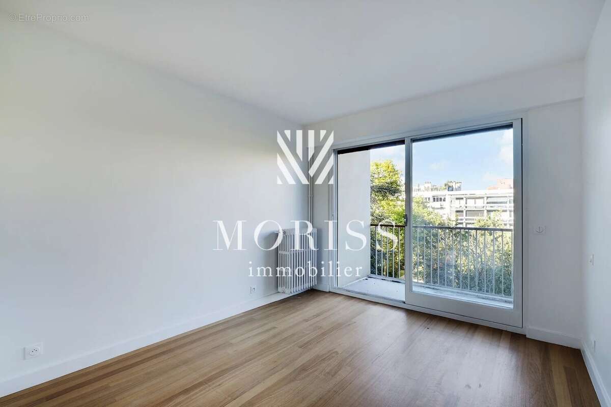Appartement à NEUILLY-SUR-SEINE