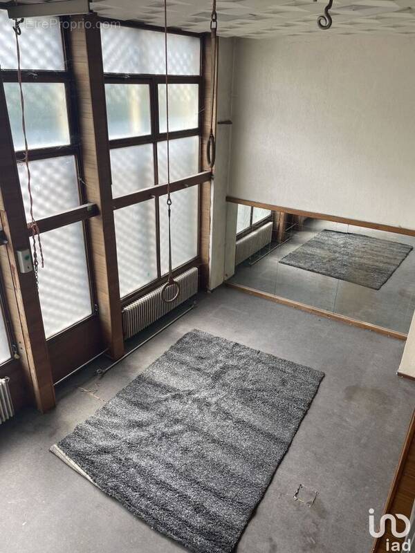 Photo 1 - Commerce à RIVE-DE-GIER