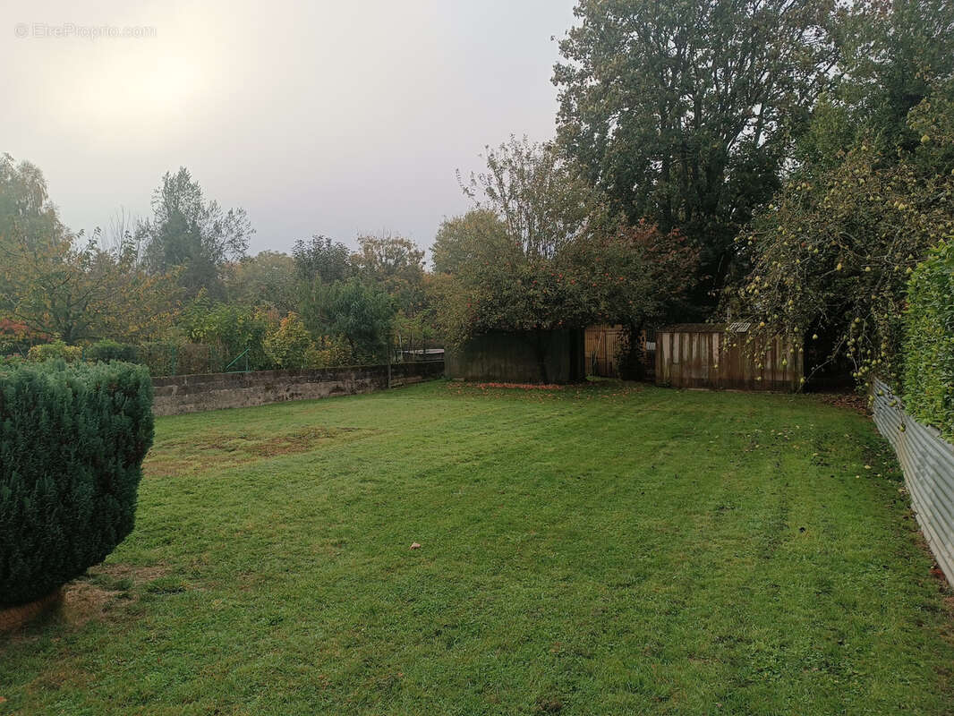 Maison à LA POTERIE-AU-PERCHE
