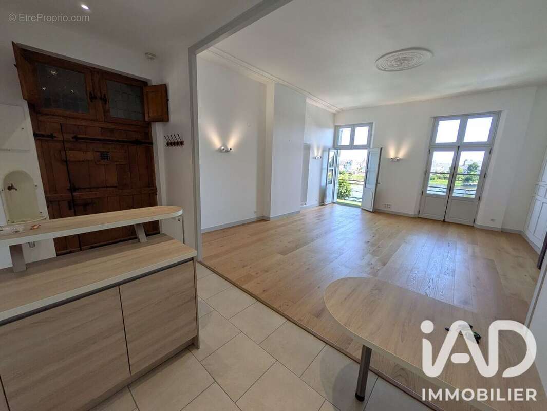 Appartement 100 m² à Saumur  - photo 3