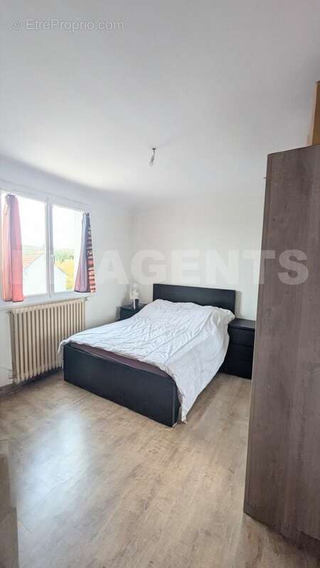 PXL_20251031_142142632 - Maison à CHAMIGNY