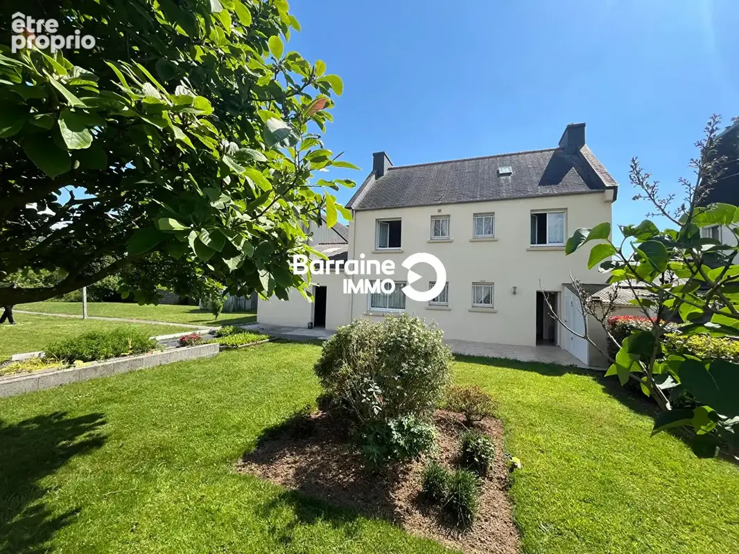 Barraine IMMO - Maison 7 pièces à vendre à Plabennec de 123.6 m² Possibilité 150 m² habitables - Terrain clos de 1020 m² - photo 4