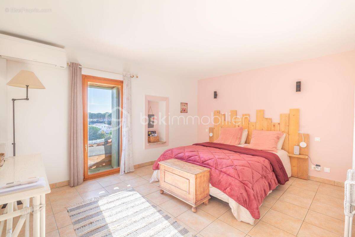 Maison à MONTAUROUX