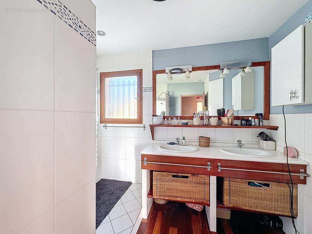 Maison à CHAZAY-D'AZERGUES