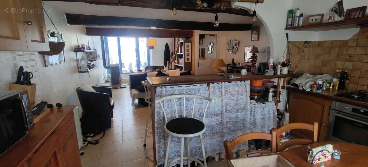 Maison 69 m² à Calmont  - photo 4