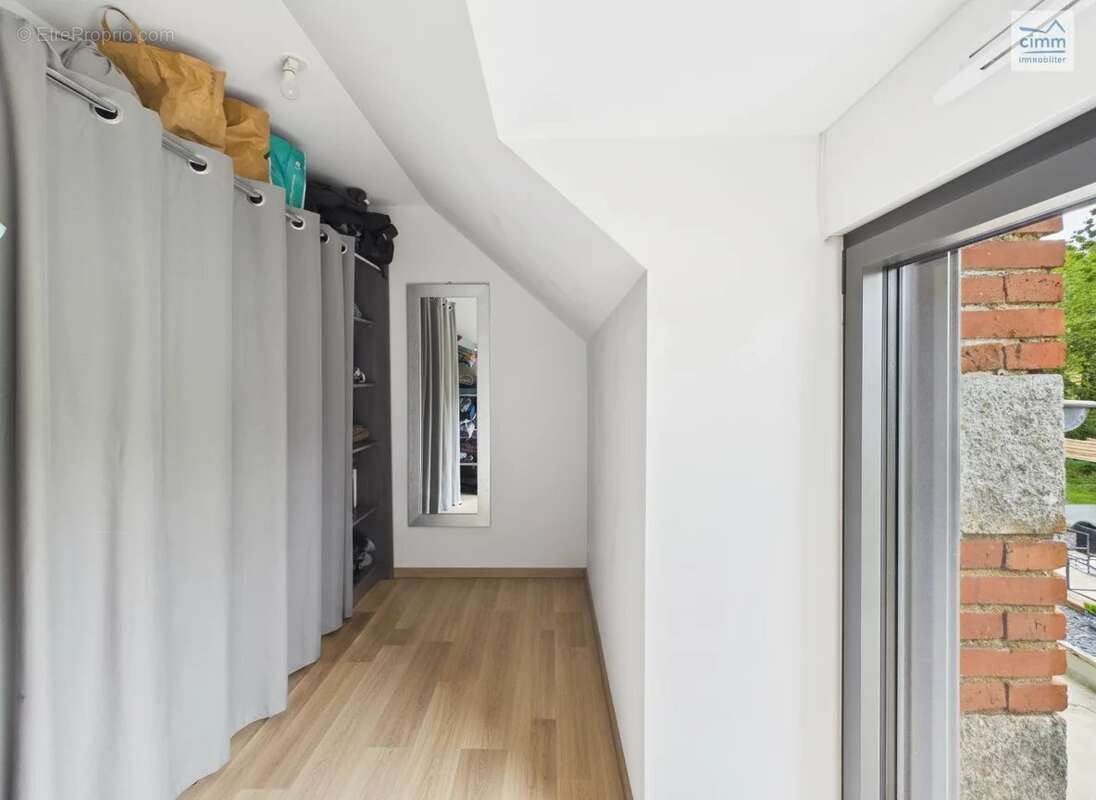 Maison à SAINT-SEGLIN