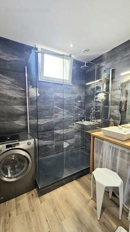 Appartement de standing dans immeuble de caractere - photo 9