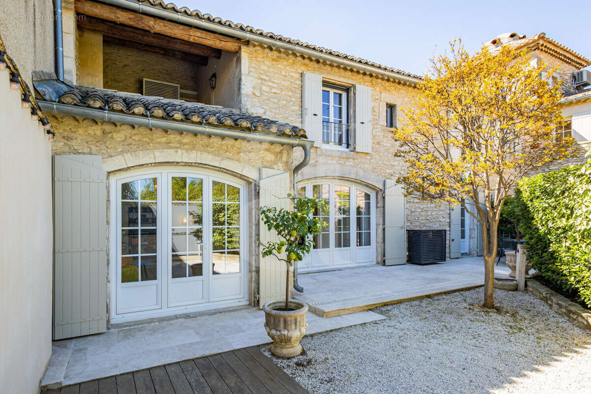 Maison à SAINT-REMY-DE-PROVENCE