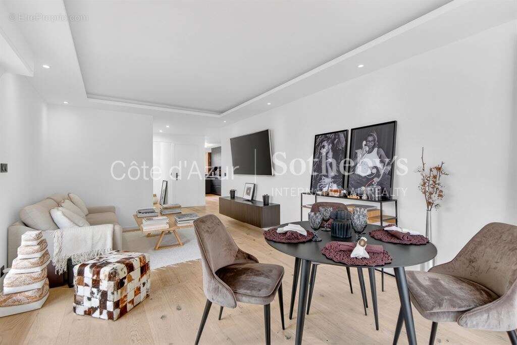 Appartement à LE CANNET