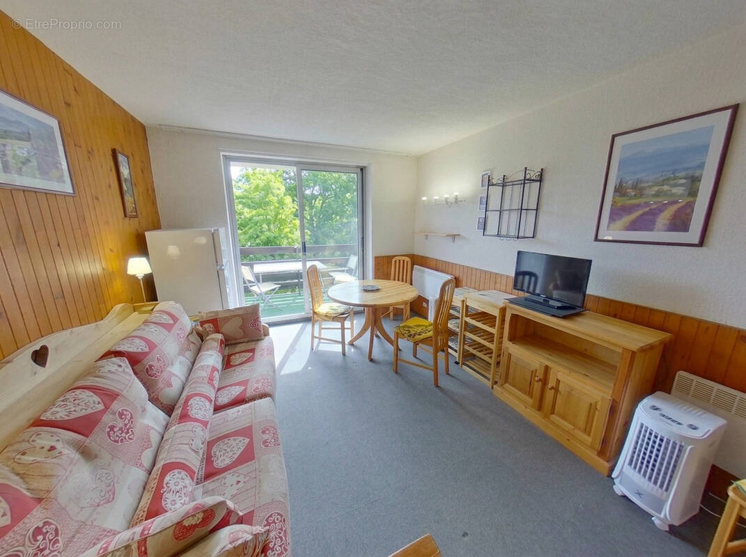 Appartement à LES THUILES