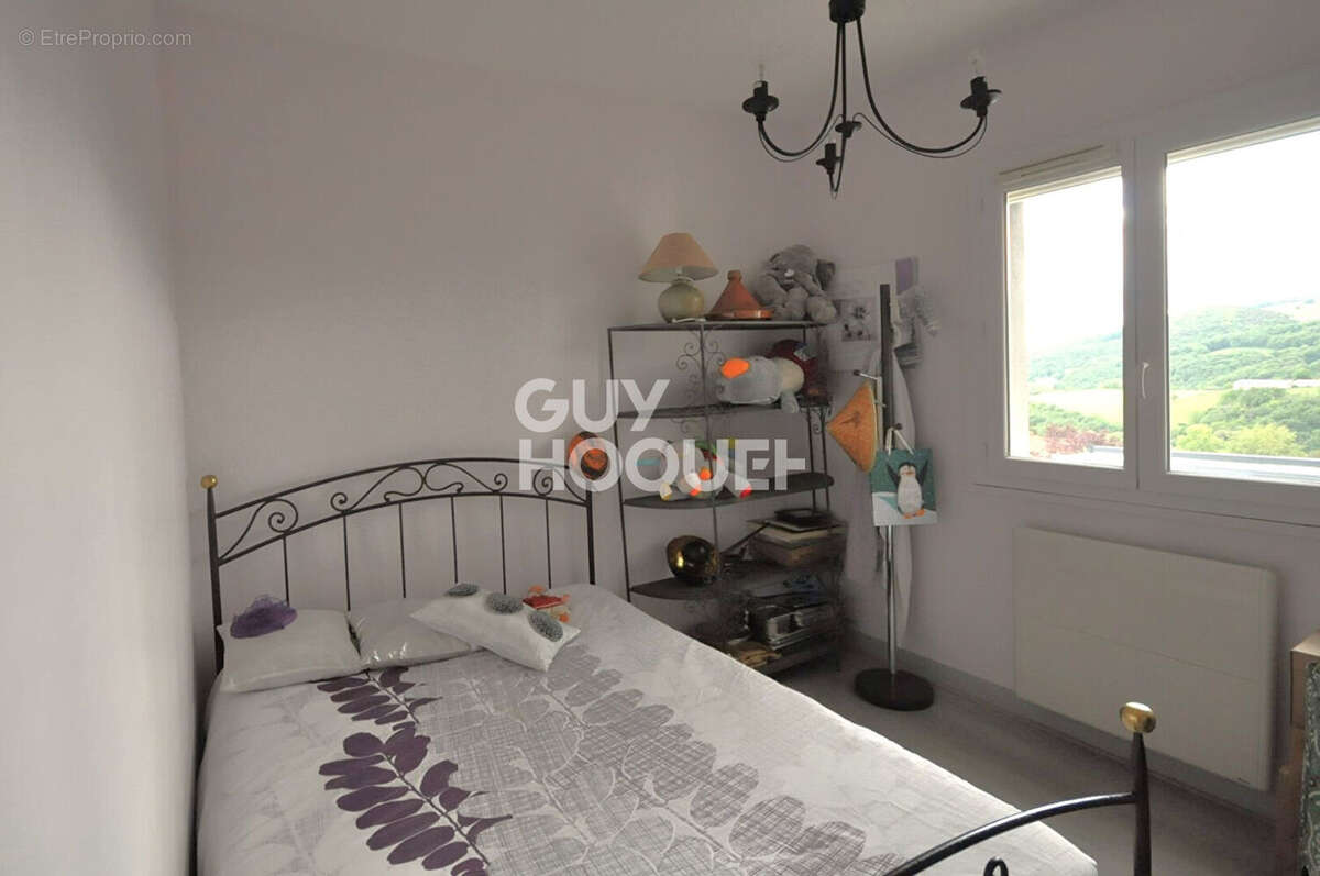 Maison à Saint Martin en Haut de 9 pièces, 165 m2 sur une parcelle de 1004 m². - photo 8
