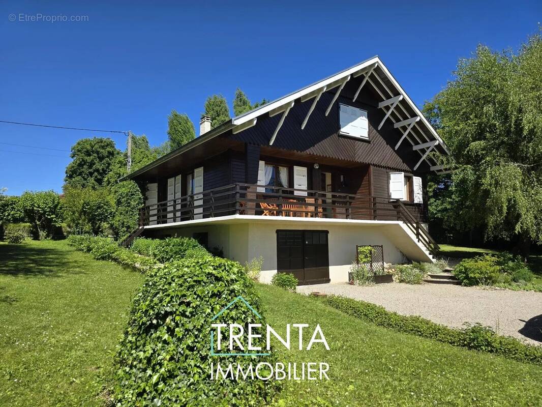 Maison à CHARAVINES