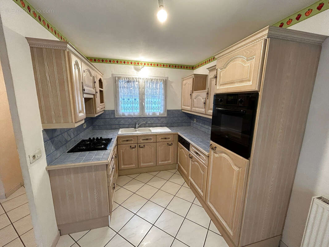 Maison à BONNEVILLE