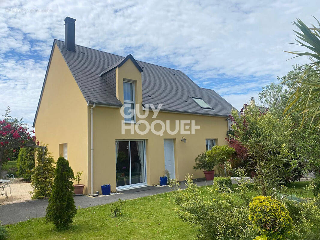 Maison à PONTAUBAULT