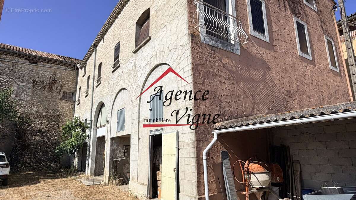 A l'orée de village - photo 17