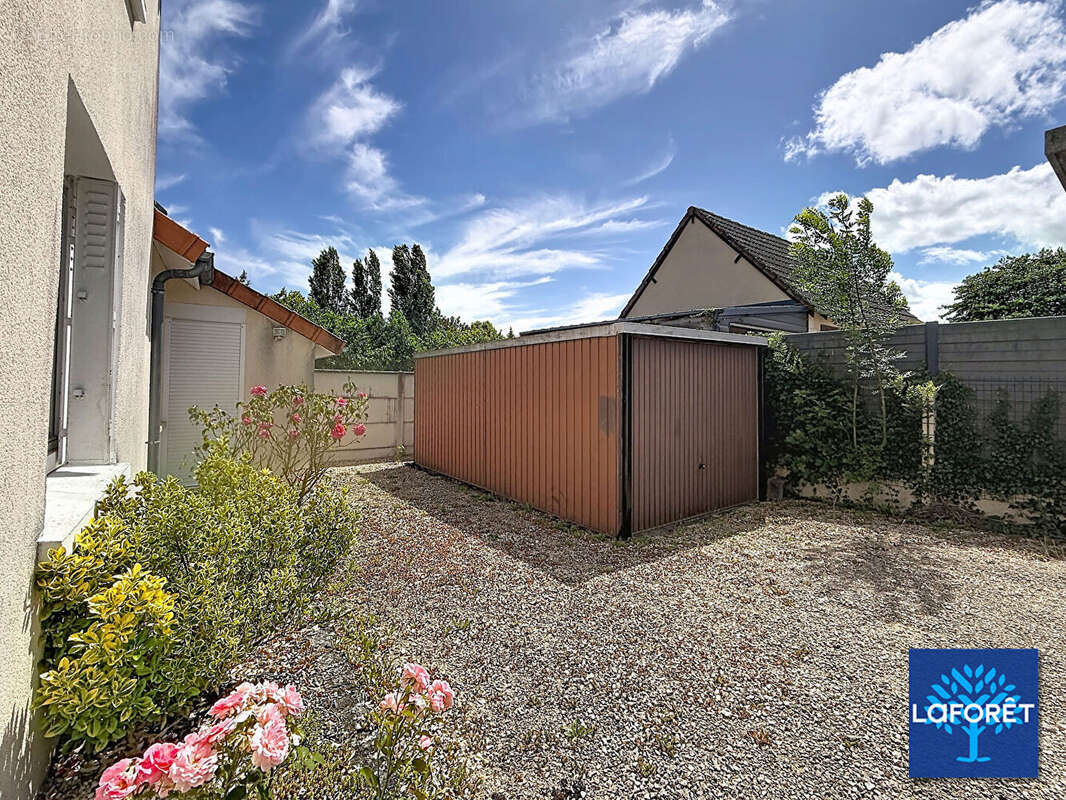 Maison à SAINT-GERVAIS-LA-FORET