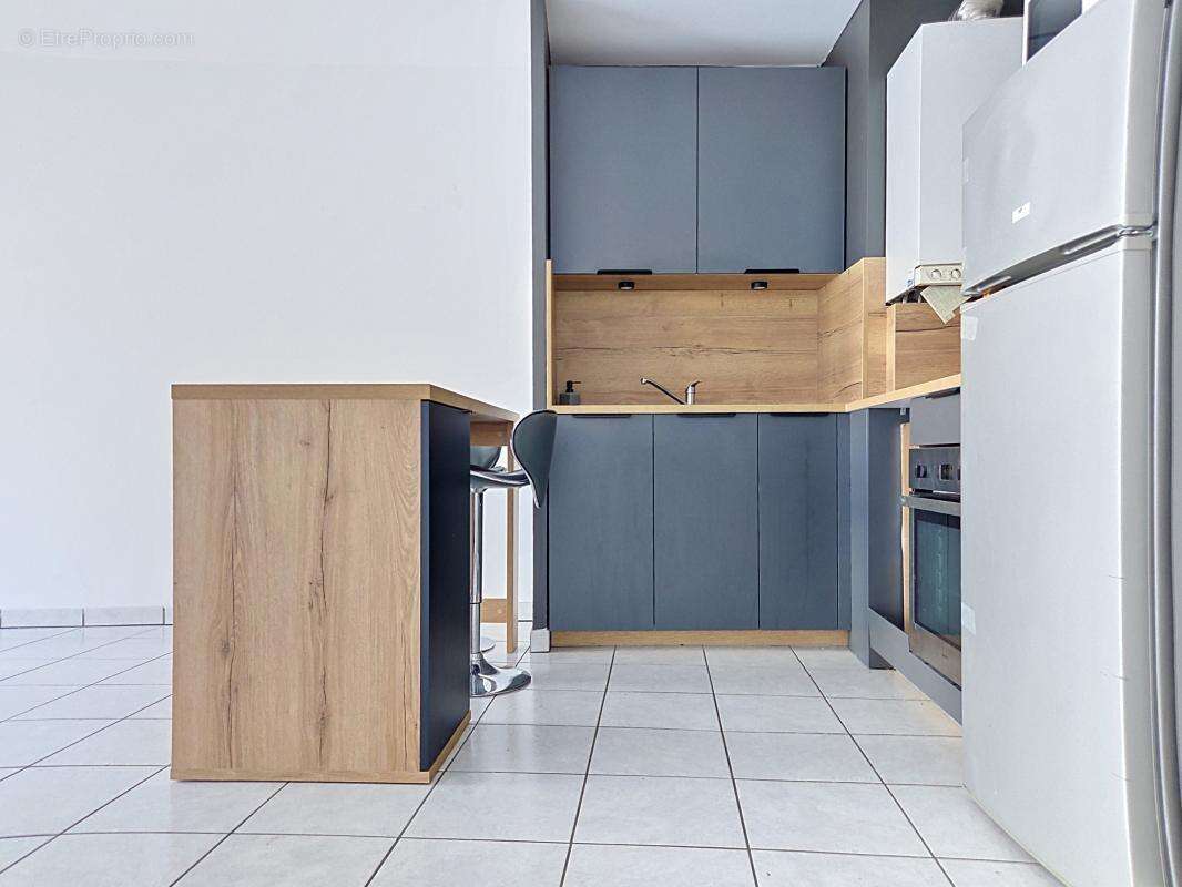Appartement - 1 Chambre - Balcon - Proche commodités - photo 13