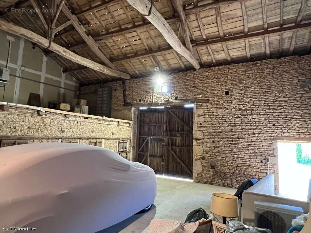 Maison à SAUZE-VAUSSAIS