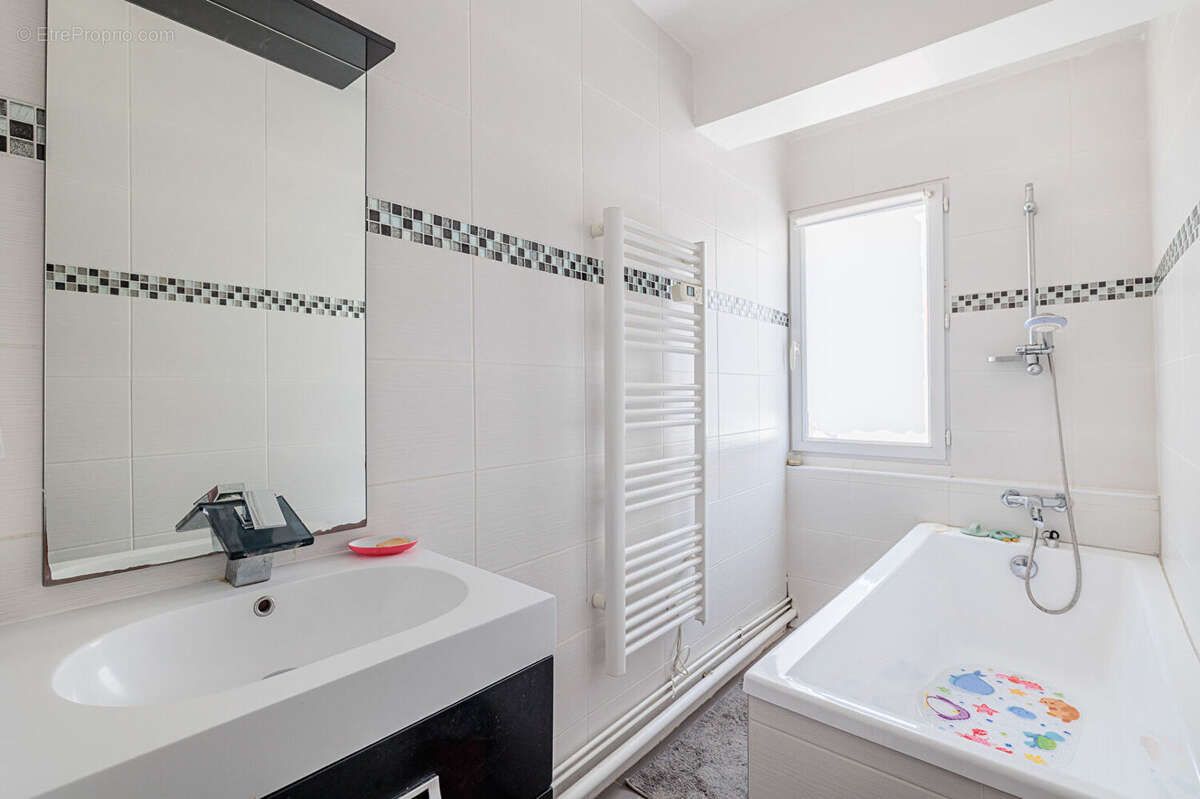 Maison à VILLENEUVE-TOLOSANE