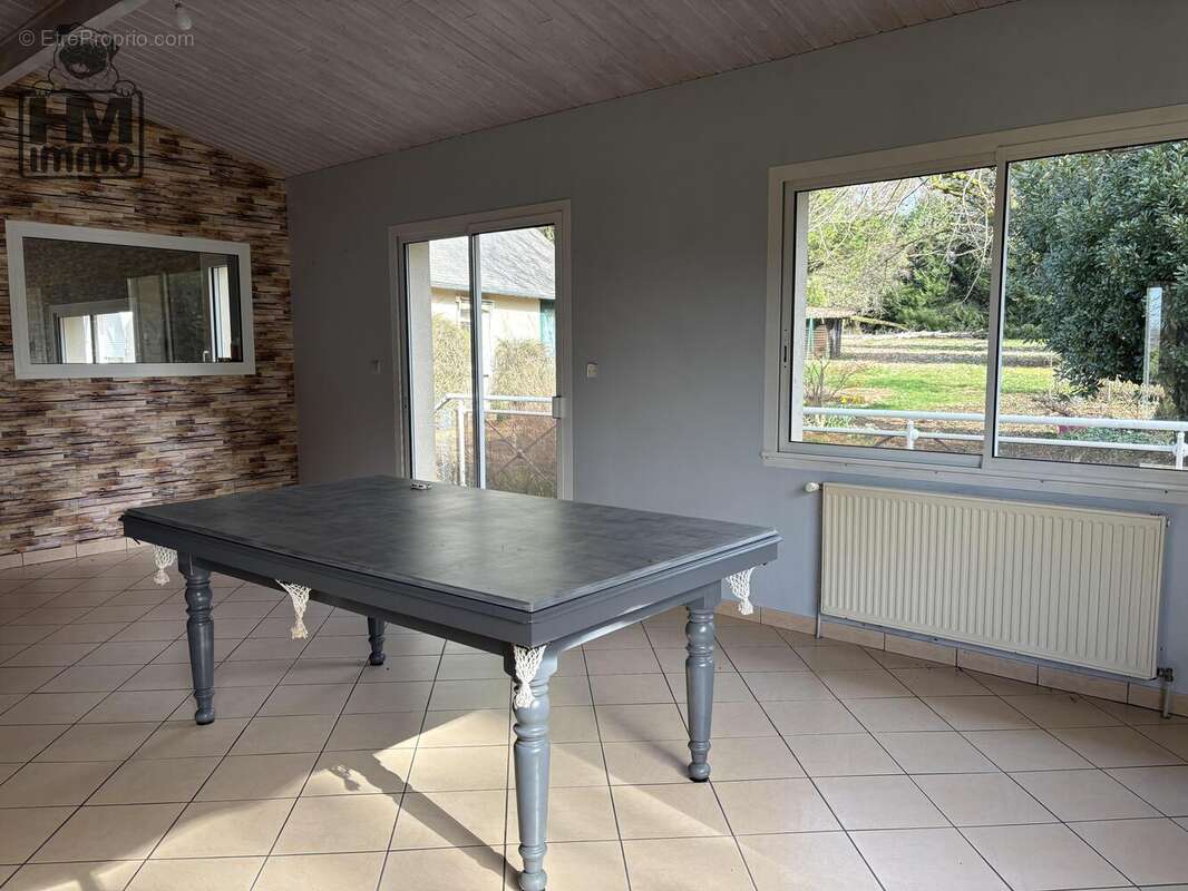 n°1 - Maison à ANGOISSE