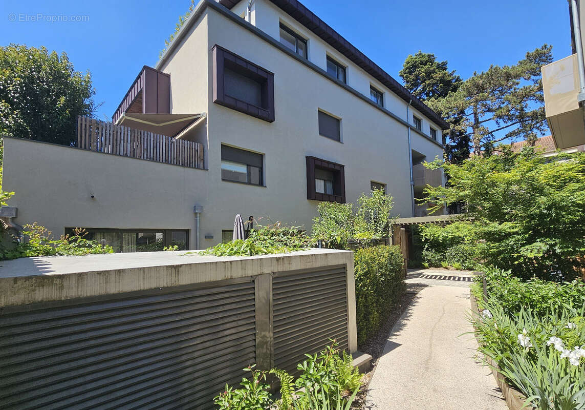 Appartement à TASSIN-LA-DEMI-LUNE
