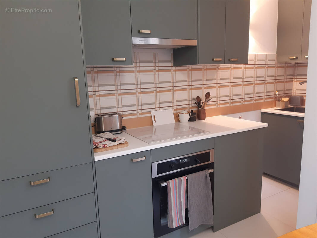 Appartement à PARIS-14E