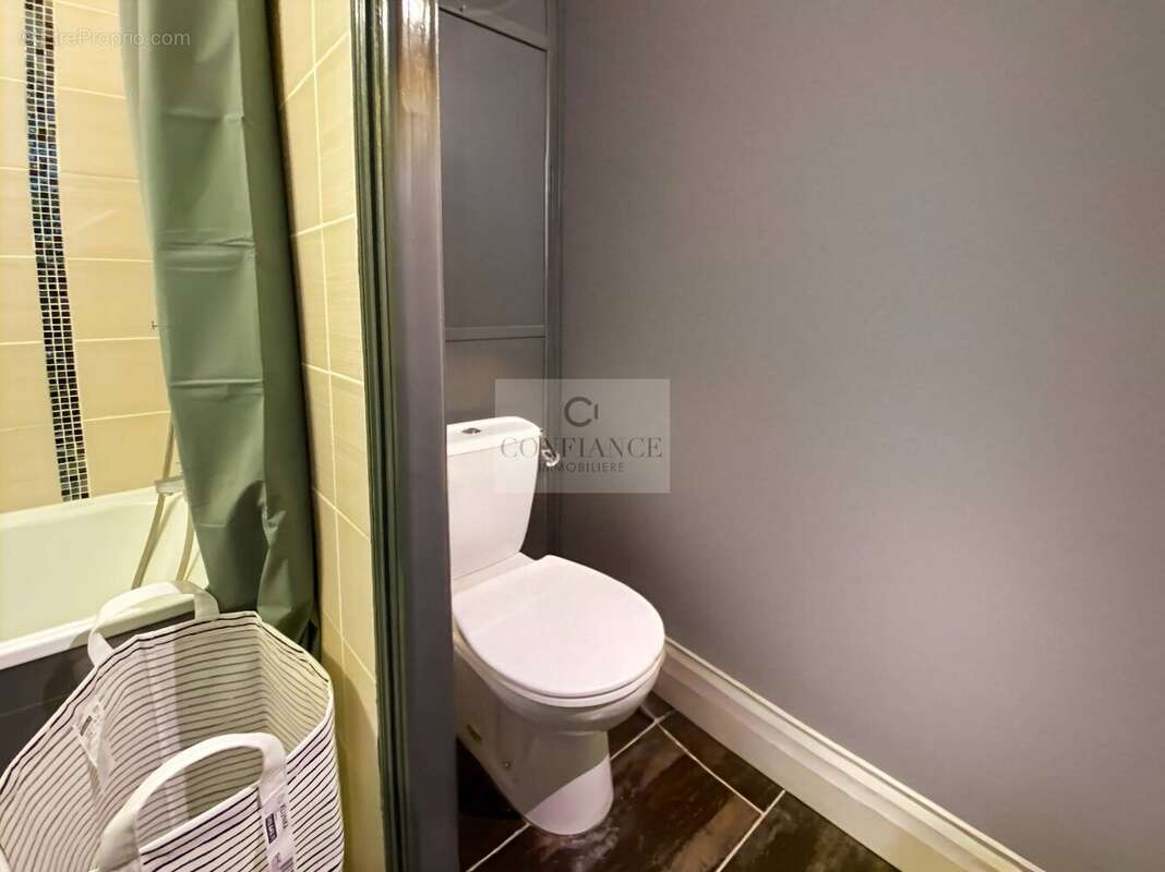 Appartement à SAINT-ETIENNE-DE-TINEE