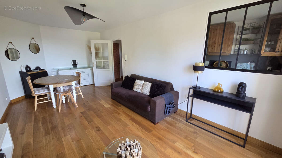Appartement à BOISSY-SAINT-LEGER