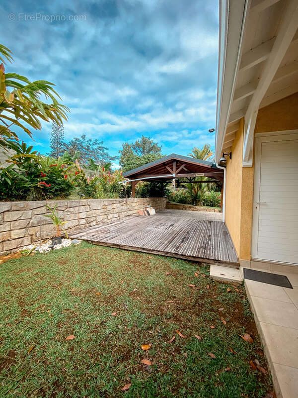 Maison à PETIT-BOURG