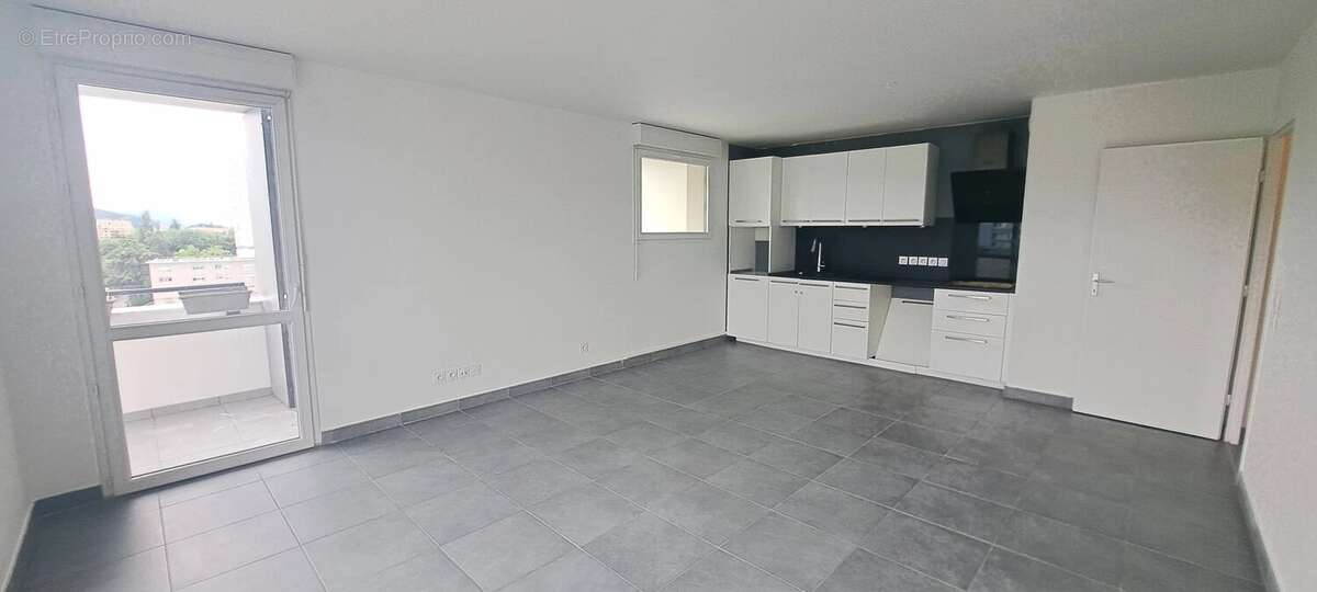 Appartement à ECHIROLLES