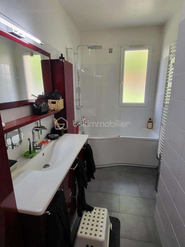 Appartement à NOGENT-SUR-MARNE