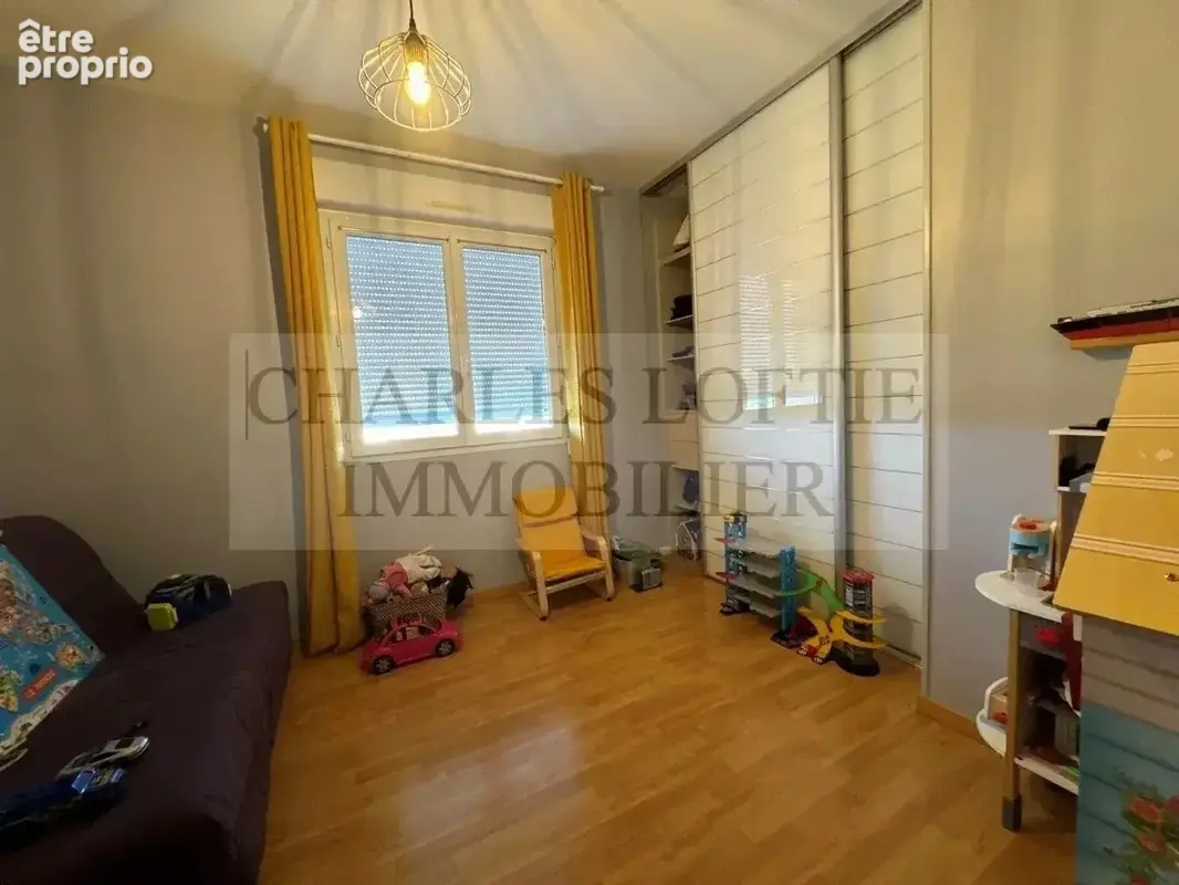 Maison et piscine sur 1770 m² de terrain - photo 14