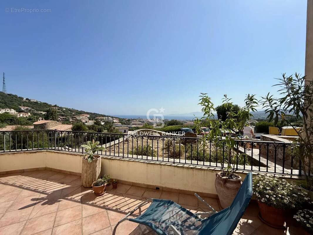 Appartement à L&#039;ILE-ROUSSE