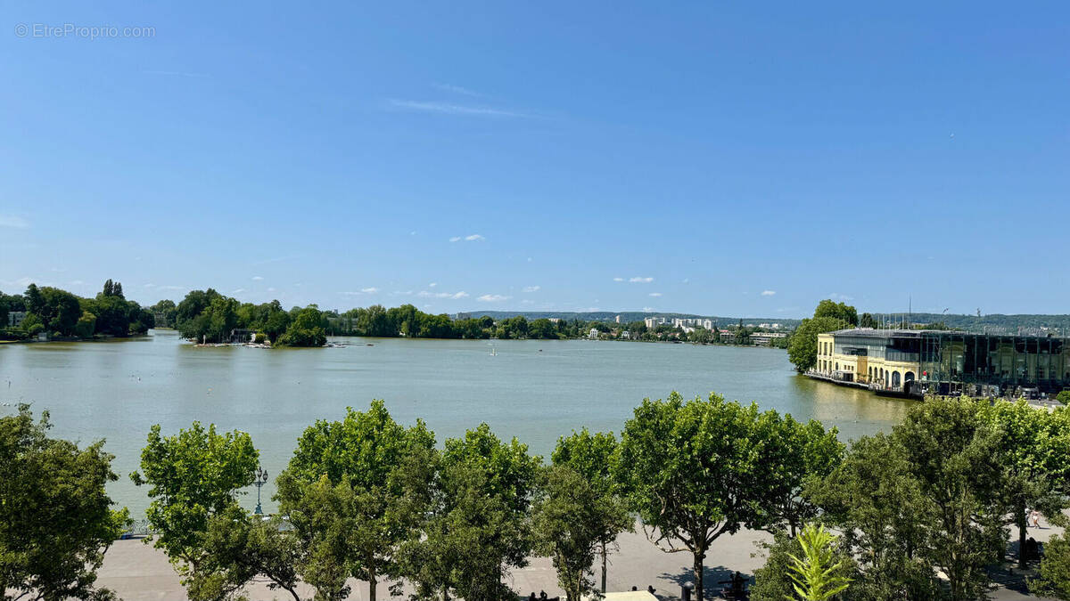 Appartement à ENGHIEN-LES-BAINS