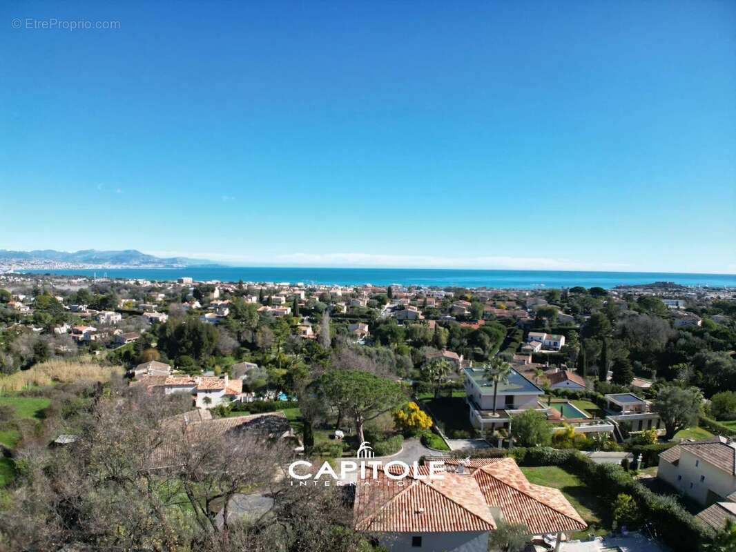 Antibes – villa d’exception rénovée avec vue mer  prestations ultra luxe - photo 9