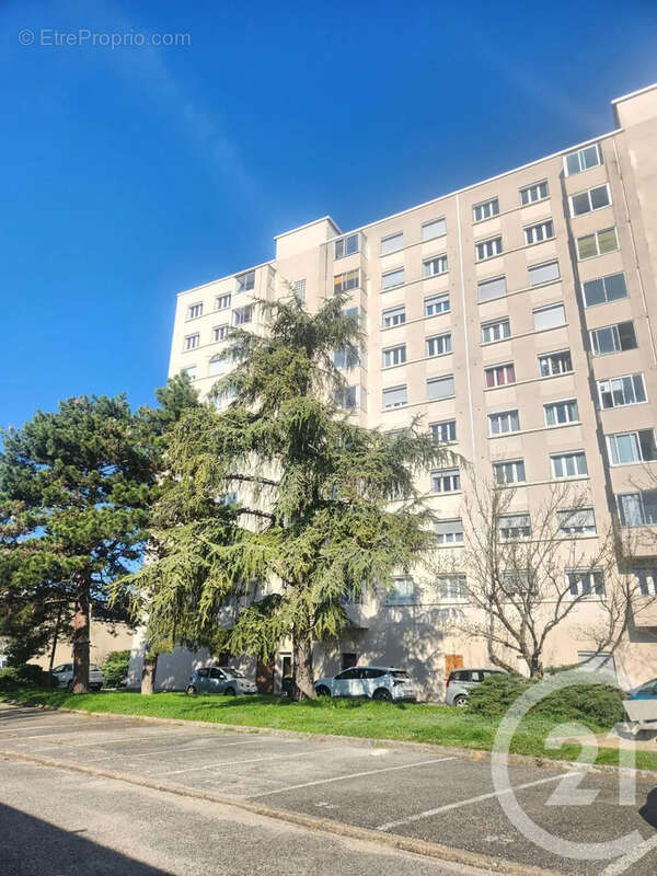 Appartement à VILLEURBANNE