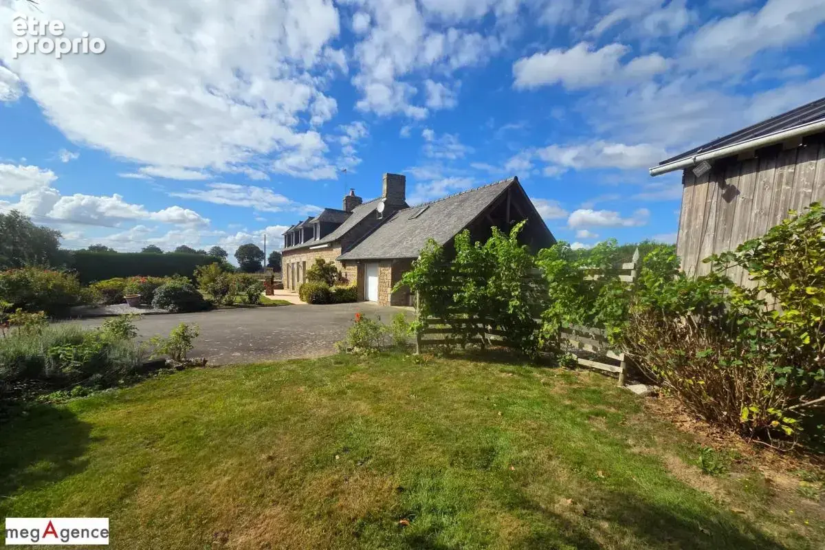 Belle longère en pierre 140m2 - 4 chambres avec dépendances et vaste terrain - photo 4