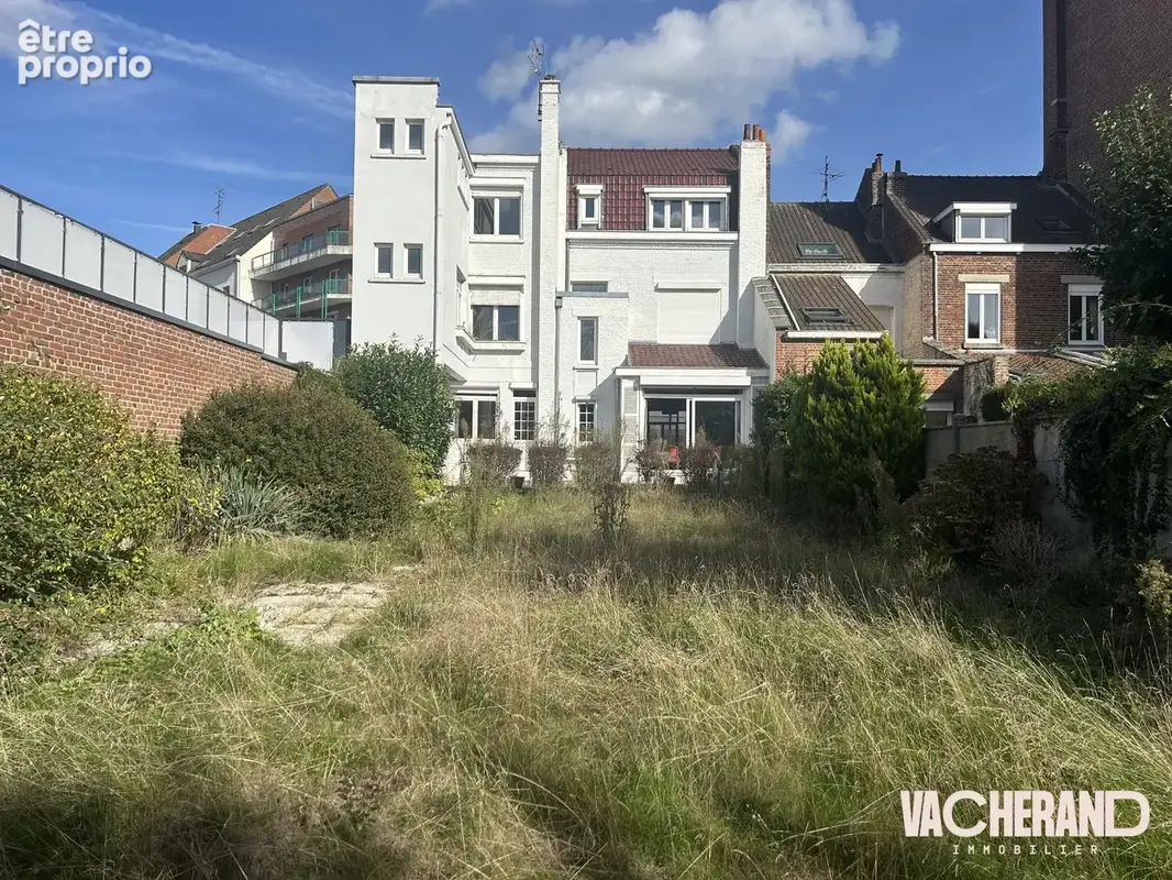 Maison 9 pièces 275 m² à vendre à Lille (59000) - photo 1