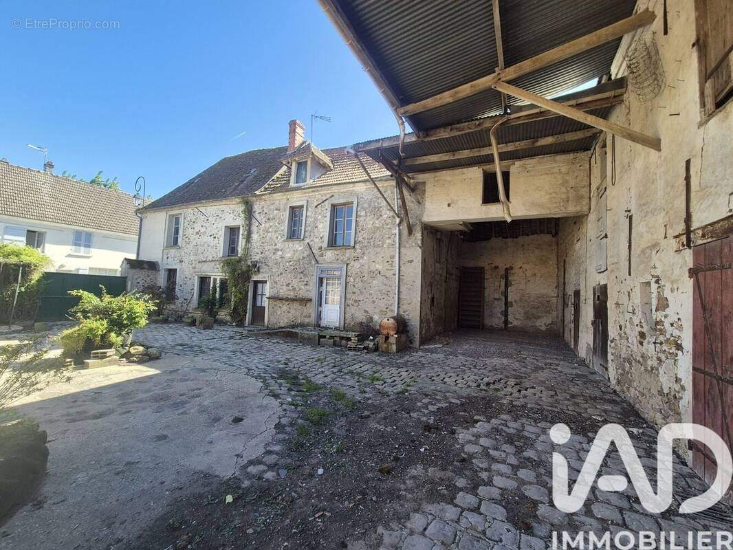 Photo 1 - Maison à LIZY-SUR-OURCQ