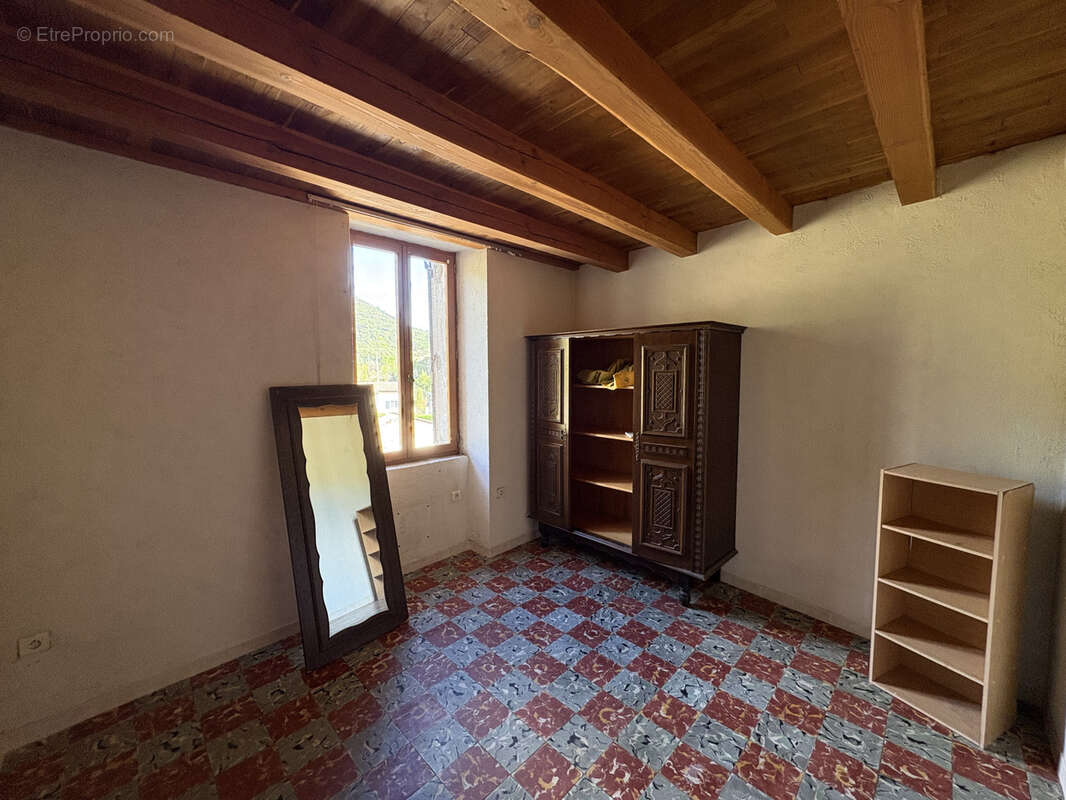 Maison à SAINT-FLORENT-SUR-AUZONNET