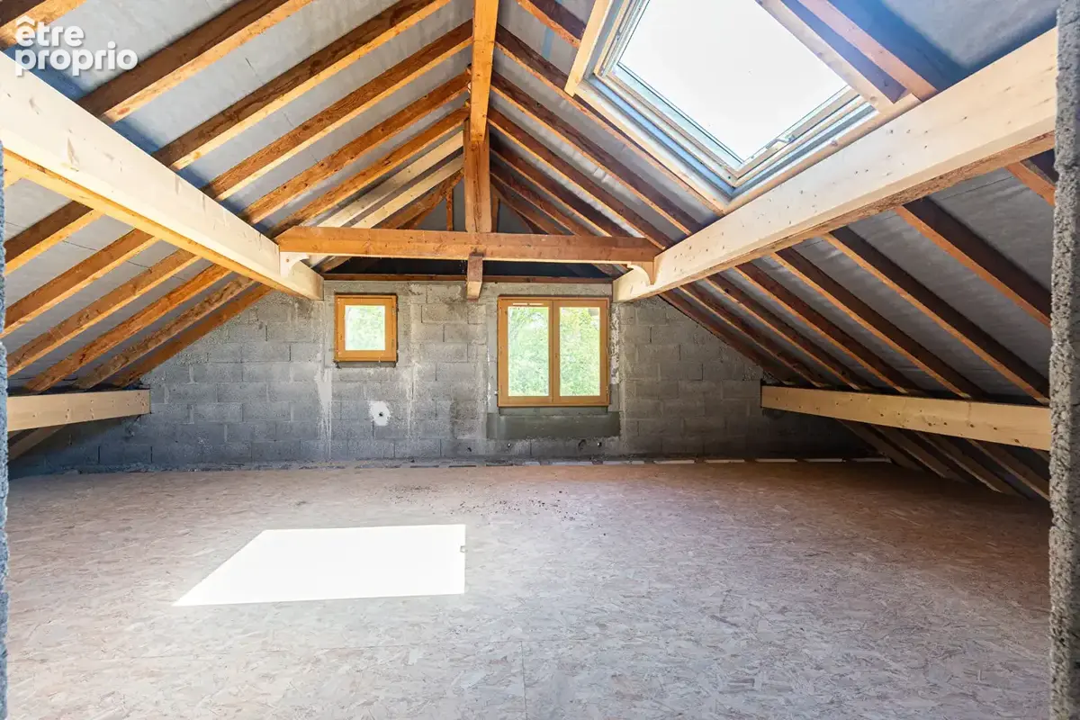 "cyprès" - thusy - a vendre en exclusivite - corps de ferme a renover 291m2 et annexes garage, caves & hangar 115m2 - toiture re - photo 7