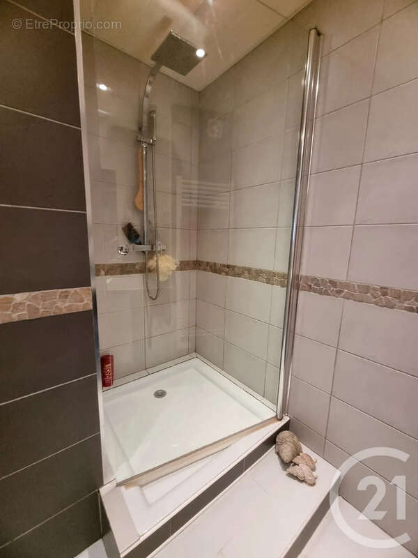 Appartement à ROQUEBRUNE-CAP-MARTIN