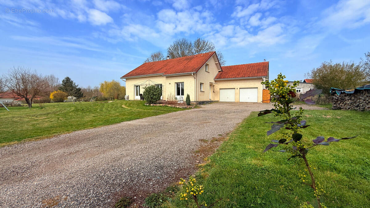 Maison à RAMBERVILLERS