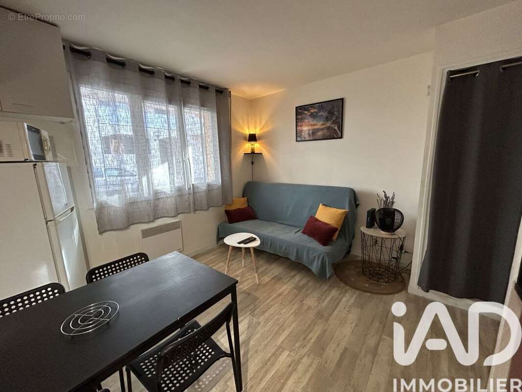 Photo 3 - Appartement à SAINT-CYR-SUR-MER