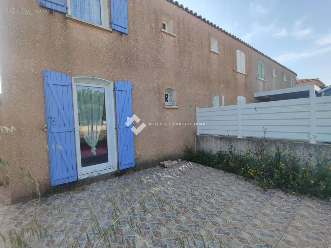 Maison à FLEURY