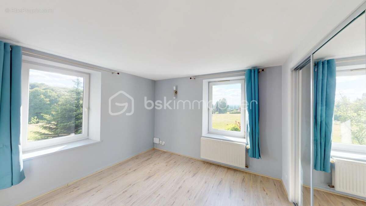 Maison à FOUGEROLLES