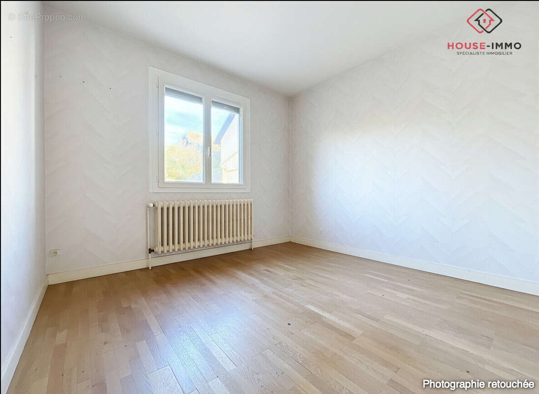 Maison 120 m² à Clairvaux-Les-Lacs  - photo 6